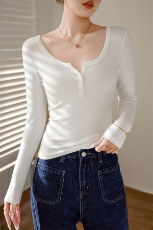 2026 autumn/winter new arrival, pure and chic long-sleeve slim-fit base layer.